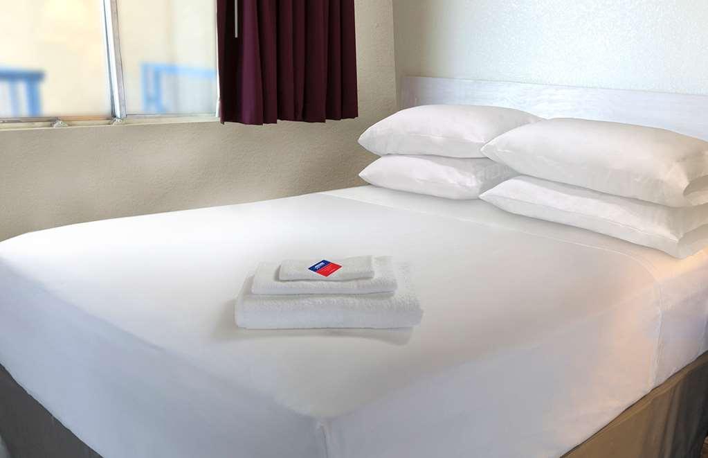 Acadian Inn Kamloops Habitación foto